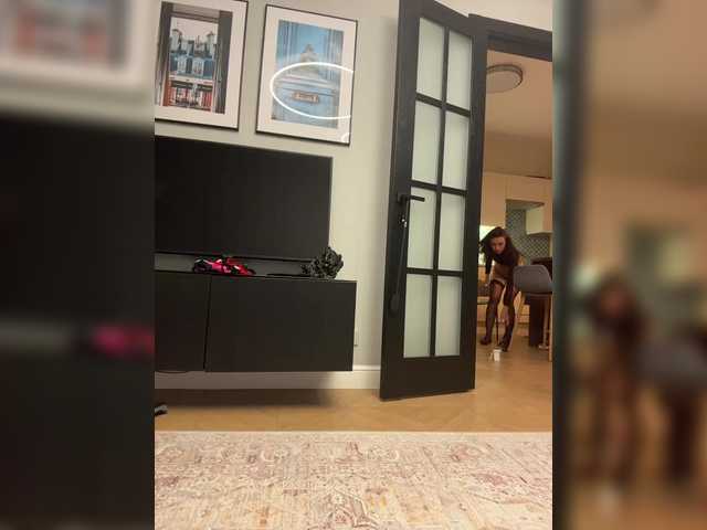Foto porno --SATIVA-- se dezbraca la web pe BongaCams pe KUR.ro