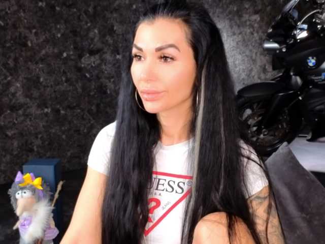 Foto porno Ganduri murdare cu -BABAYAGA- pe KUR.ro