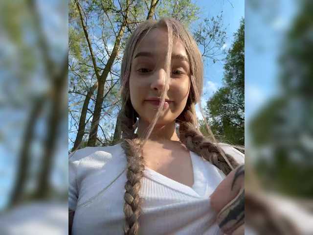 Foto porno Xtra_bootie vrea sex pe StripChat pe KUR.ro