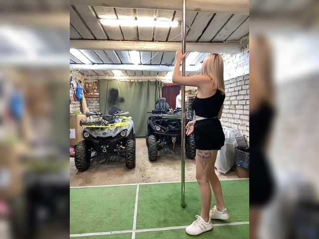 Foto porno Nebunii pe chat marca -Breid-1 pe KUR.ro