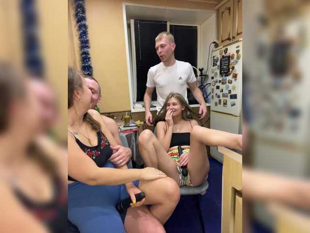 Foto porno Ganduri murdare cu -Breid-1 pe KUR.ro