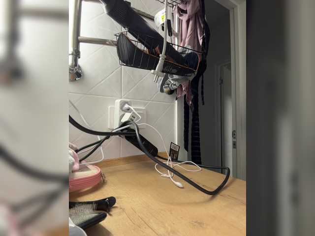 Foto porno -Dirty-Bitch se dezbraca la web pe BongaCams pe KUR.ro