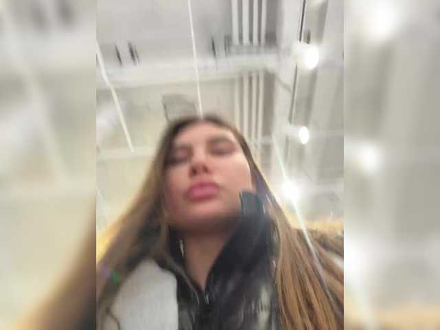 Foto porno Ce sexy este -EmilyBaby- pe KUR.ro