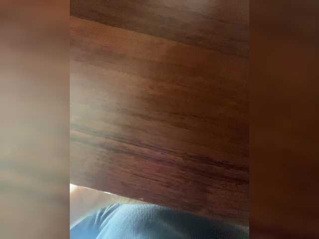 Foto porno -FemaleEssence- ne arata tot la camera pe KUR.ro