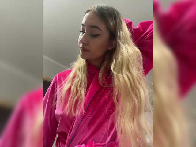 Foto porno Ganduri murdare cu -Lana-Chester- pe KUR.ro