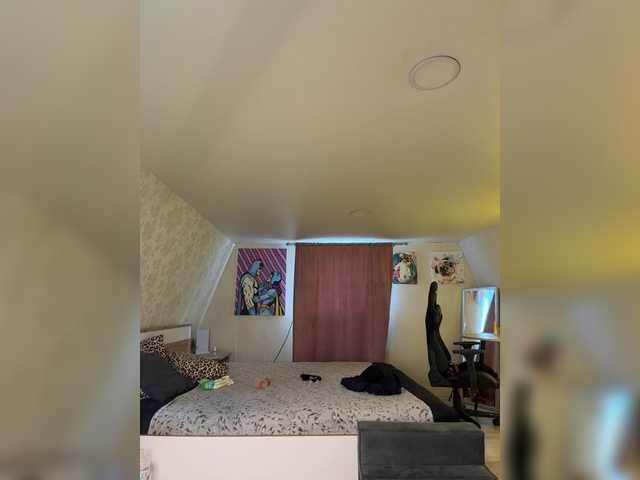 Foto porno -MaybeBaby- se dezbraca la web pe BongaCams pe KUR.ro