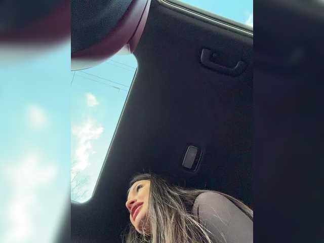 Foto porno -MaybeBaby- se dezbraca la web pe BongaCams pe KUR.ro