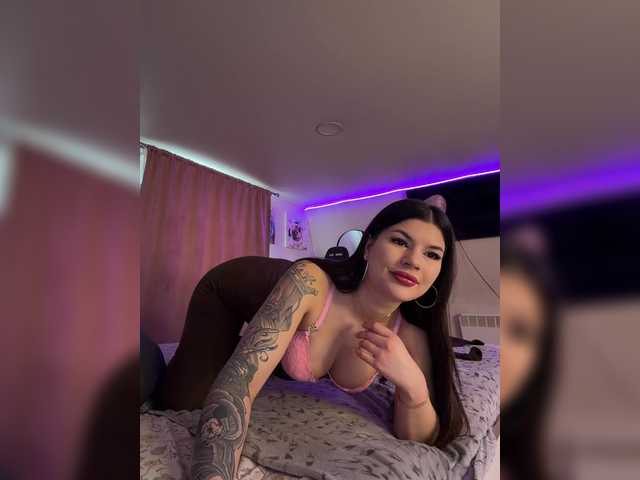 Foto porno -MaybeBaby- se dezbraca la web pe BongaCams pe KUR.ro