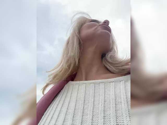 Foto porno Nebunii pe chat marca -Molly- pe KUR.ro