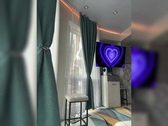 Foto porno -Saharochek- ne arata tot la camera pe KUR.ro