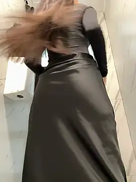 Foto porno Ganduri murdare cu -_MiaQueen_- pe KUR.ro