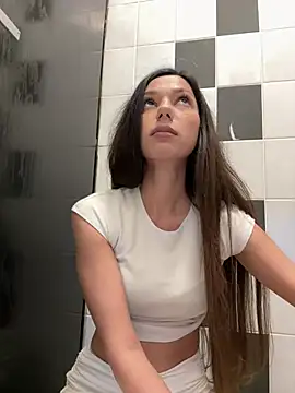 Foto porno Ganduri murdare cu -_MiaQueen_- pe KUR.ro