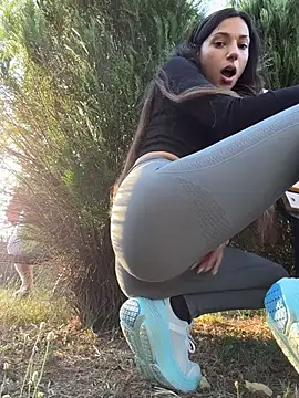 Foto porno Ganduri murdare cu -_MiaQueen_- pe KUR.ro