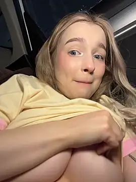 Foto porno Discutii intime cu -teenytiny- pe KUR.ro