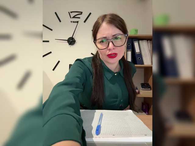 Foto porno Sex online cu 17Alisa1717 pe KUR.ro