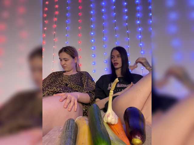 Foto porno Nebunii pe chat marca 1NIGHT- pe KUR.ro