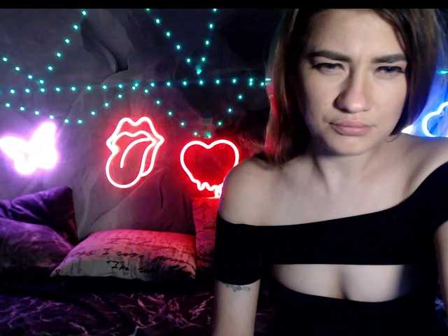 Foto porno Nebunii pe chat marca 2Laski2 pe KUR.ro