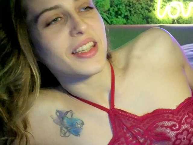 Foto porno Nebunii pe chat marca 2Laski2 pe KUR.ro