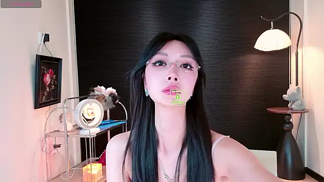 Foto porno 2Zoe vrea sex pe StripChat pe KUR.ro