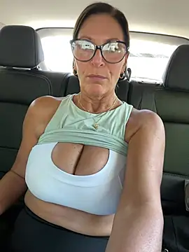 Foto porno Fantezii cu 3totangox pe StripChat pe KUR.ro