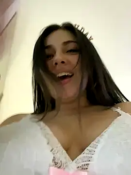 Foto porno Abby-26 ne arata tot la camera pe KUR.ro