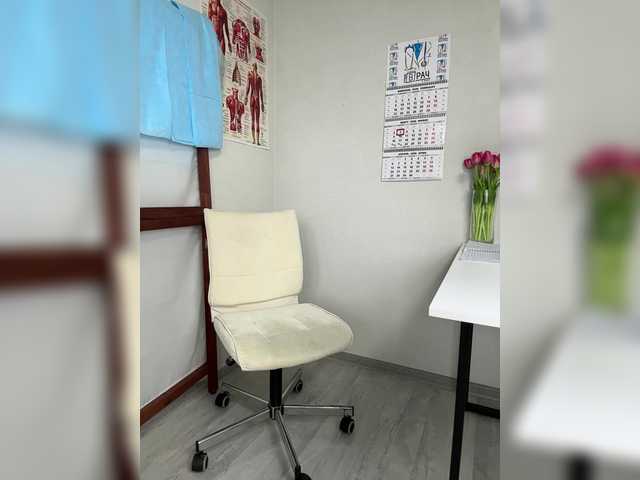 Foto porno Ce sexy este Adelaida1001 pe KUR.ro