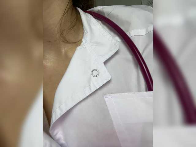 Foto porno Ce sexy este Adelaida1001 pe KUR.ro