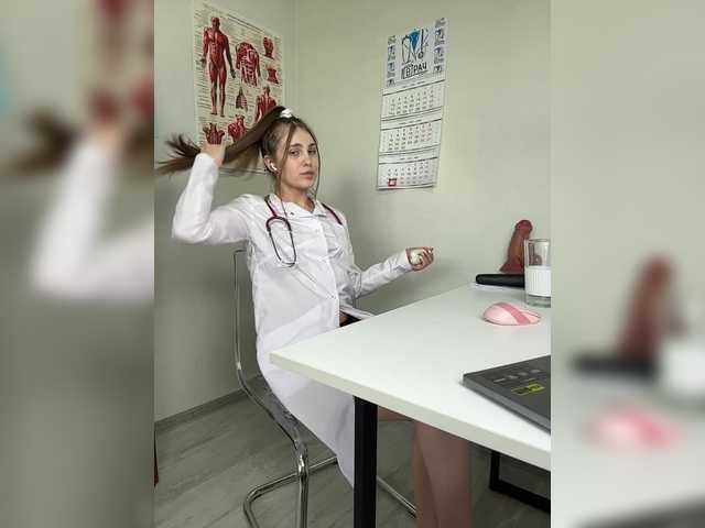 Foto porno Nebunii pe chat marca Adelaida1001 pe KUR.ro