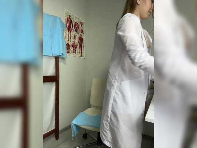 Foto porno Ce sexy este Adelaida1001 pe KUR.ro