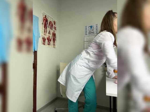 Foto porno Ce sexy este Adelaida1001 pe KUR.ro