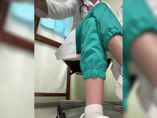 Foto porno Ce sexy este Adelaida1001 pe KUR.ro