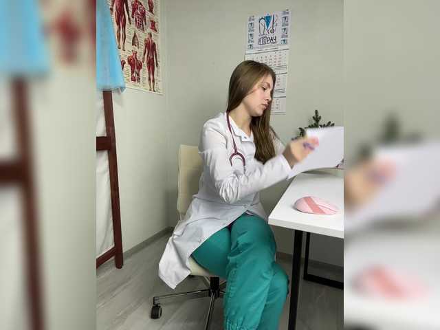 Foto porno Ce sexy este Adelaida1001 pe KUR.ro