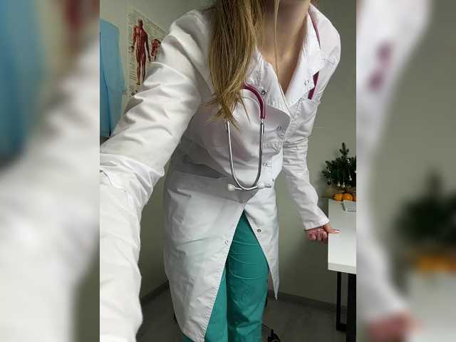 Foto porno Ce sexy este Adelaida1001 pe KUR.ro