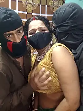 Foto erotica #2009184 pe KUR.ro