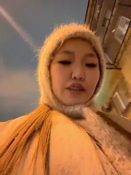 Foto porno Nebunii pe chat marca Aiko_Yumi pe KUR.ro