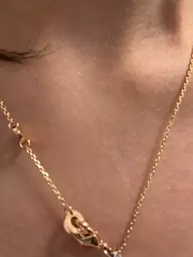 Alano0001 descoperita pe video chat