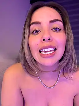 Foto porno Fantezii cu Alirawrz pe StripChat pe KUR.ro