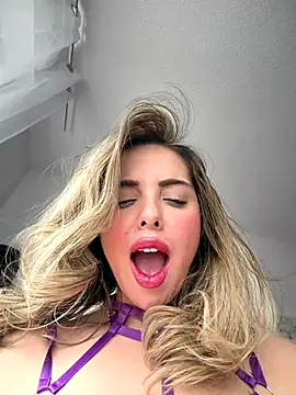 Foto porno Fantezii cu Alirawrz pe StripChat pe KUR.ro