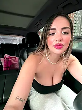 Foto porno Fantezii cu Alirawrz pe StripChat pe KUR.ro