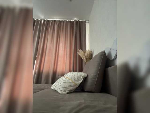Foto porno Fantezii cu Alliina-leee pe BongaCams pe KUR.ro