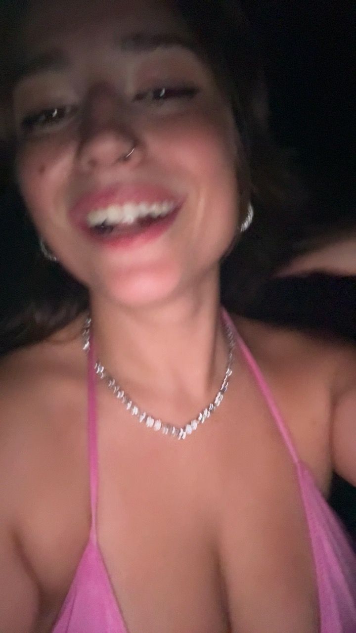 Foto porno Fantezii cu Allisonfoxxx pe Amateur.TV pe KUR.ro