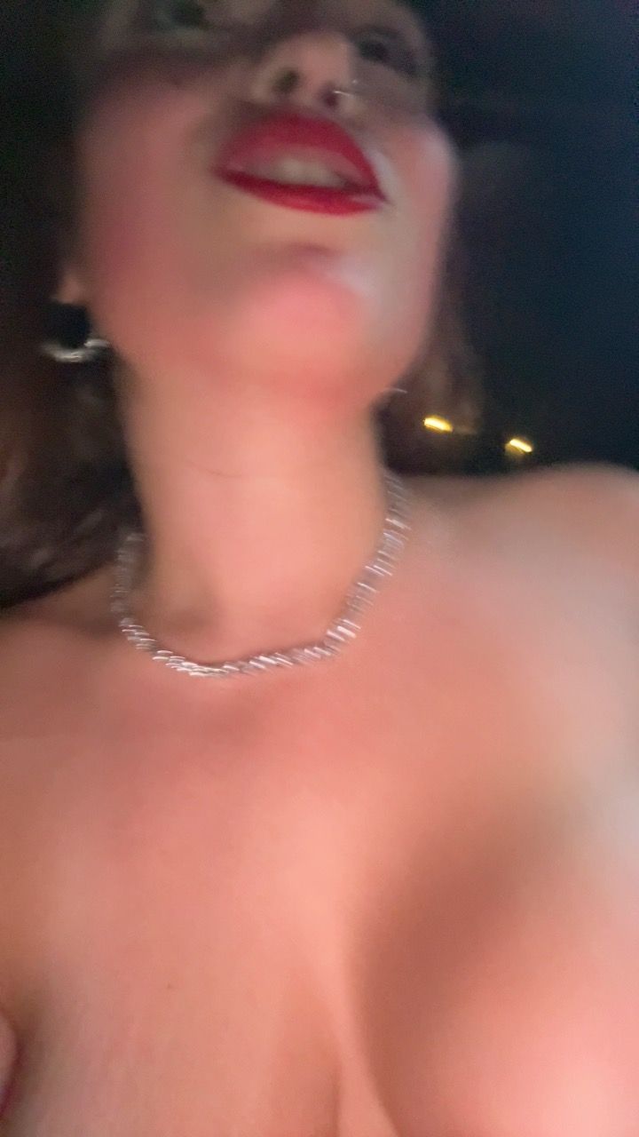 Foto porno Fantezii cu Allisonfoxxx pe Amateur.TV pe KUR.ro