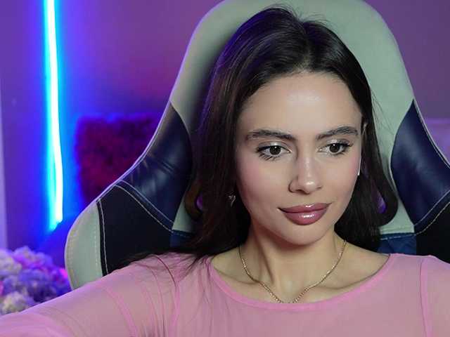 Foto porno Ce sexy este Allla pe KUR.ro