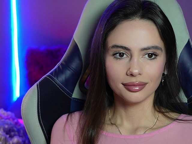 Foto porno Ce sexy este Allla pe KUR.ro