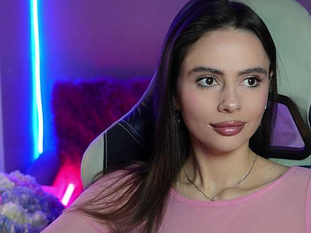 Foto porno Ce sexy este Allla pe KUR.ro