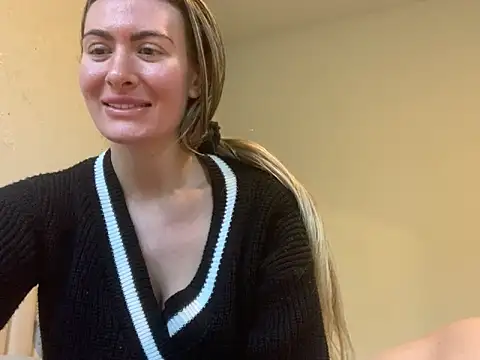 Foto porno Discutii intime cu Alyssa_rhoades pe KUR.ro