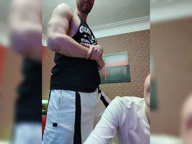 Foto porno Nebunii pe chat marca Andre202A pe KUR.ro