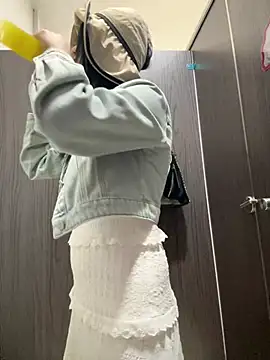 Foto porno Nebunii pe chat marca Asia-Melody pe KUR.ro