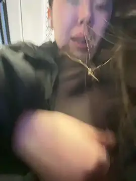 Foto porno Nebunii pe chat marca Asian_Asami pe KUR.ro