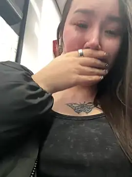 Foto porno Nebunii pe chat marca Asian_Asami pe KUR.ro